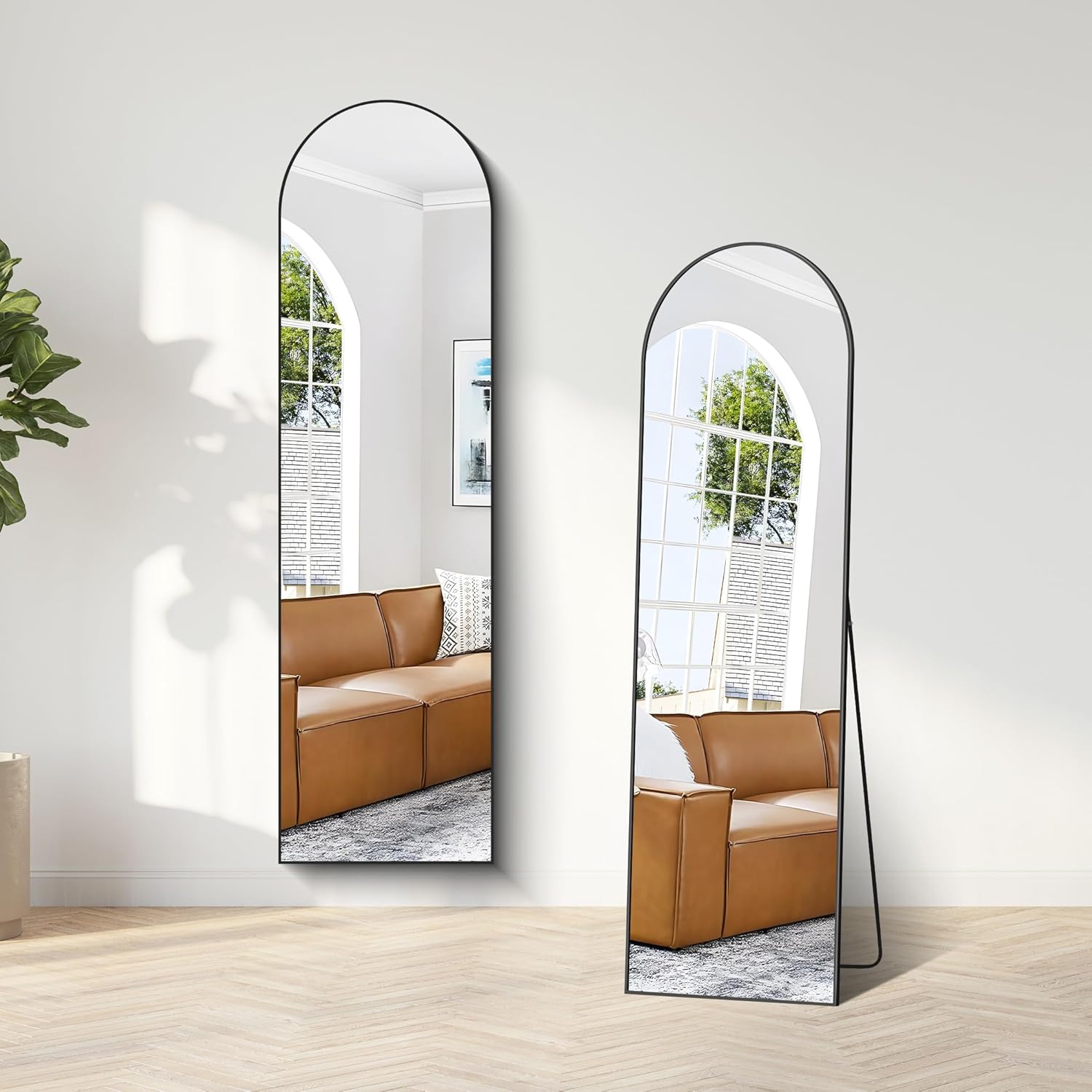 Weare Home Specchio da Terra ad Arco, 150 x 40 cm, Grande specchio da appoggio con cornice in alluminio, Appenso o appoggiato alla parete, Specchio in piedi per Soggiorno, Camera da letto(oro)