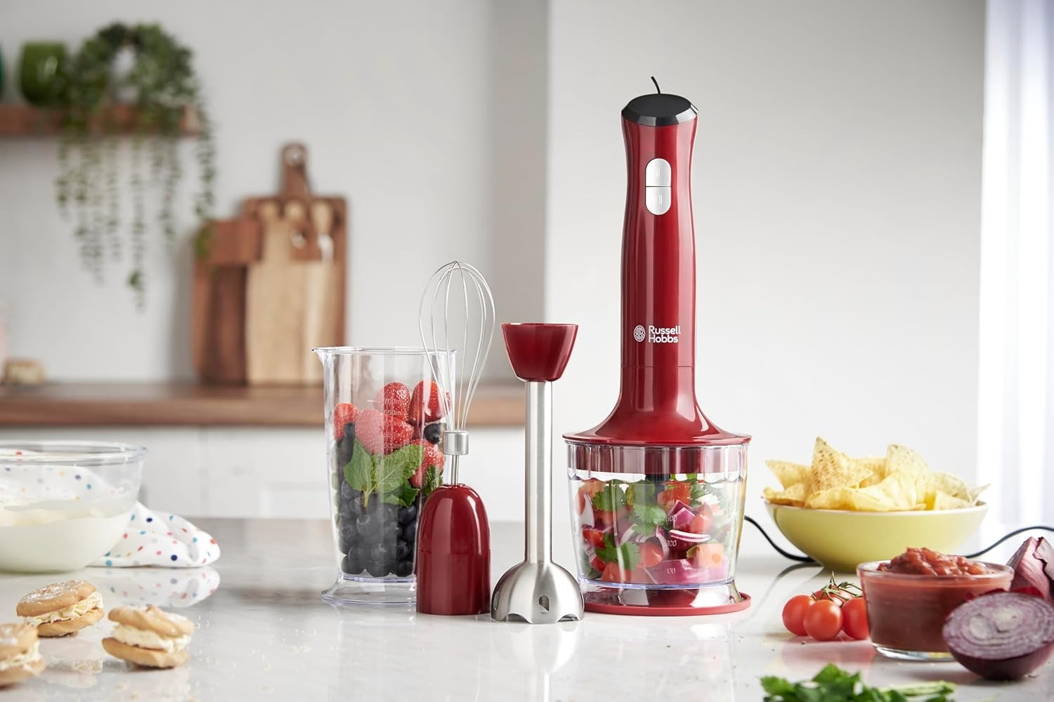 Russell Hobbs Frullatore a Immersione Rosso - 3 in 1 - Frullatore-tritatutto, Mixer e Frusta - Senza BPA e Lavabile in Lavastoviglie, Frullati, Zuppe, Salse, Yogurt, Alimenti Bambini, 24700-56