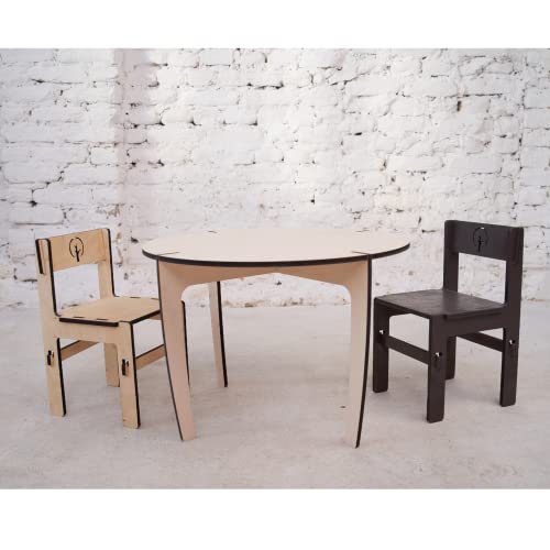 DiLaWood Set di tavoli e sedie in legno per bambini, adatto per attività come scrittura, disegno, arte e artigianato : Casa e cucina