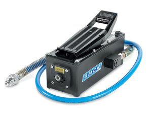 Pompa idropneumatica OMCN 357 con tubo flessibile e giunto rapido, 700bar -  1100 cm3