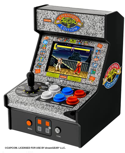 MY ARCADE 7.5"" Collectible Street Fighter II Champion Edition Micro Player (Premium Edition) : Giochi e giocattoli