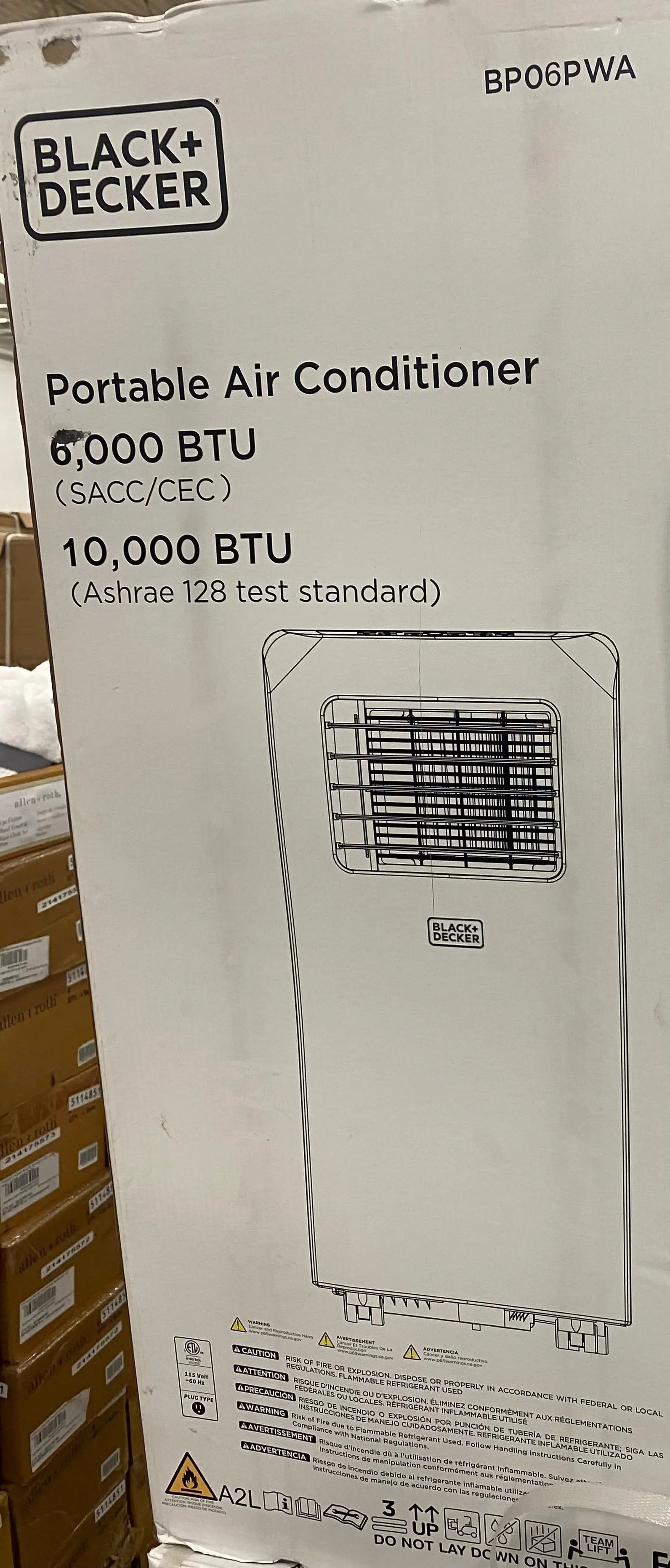 Condizionatore d'aria portatile BLACK+DECKER da 10.000 BTU con telecomando, bianco