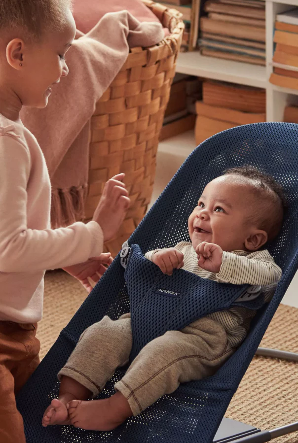 Babybjorn Espreguiçadeira Bliss Mesh Azul Marinho