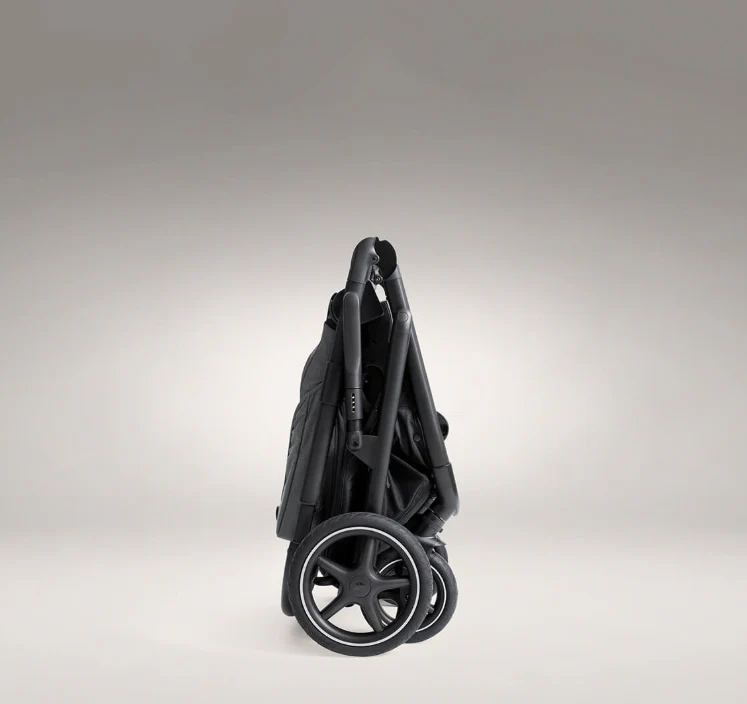 Joie Signature Versiti Ebony