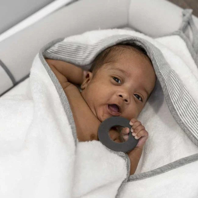 Doomoo toalha de banho dry n´play branca