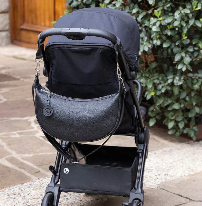 Pasito a Pasito Gondola London Black