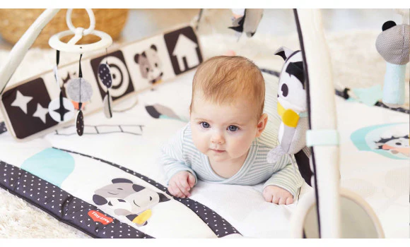 Tiny Love Ginásio Black & White Magic Tales