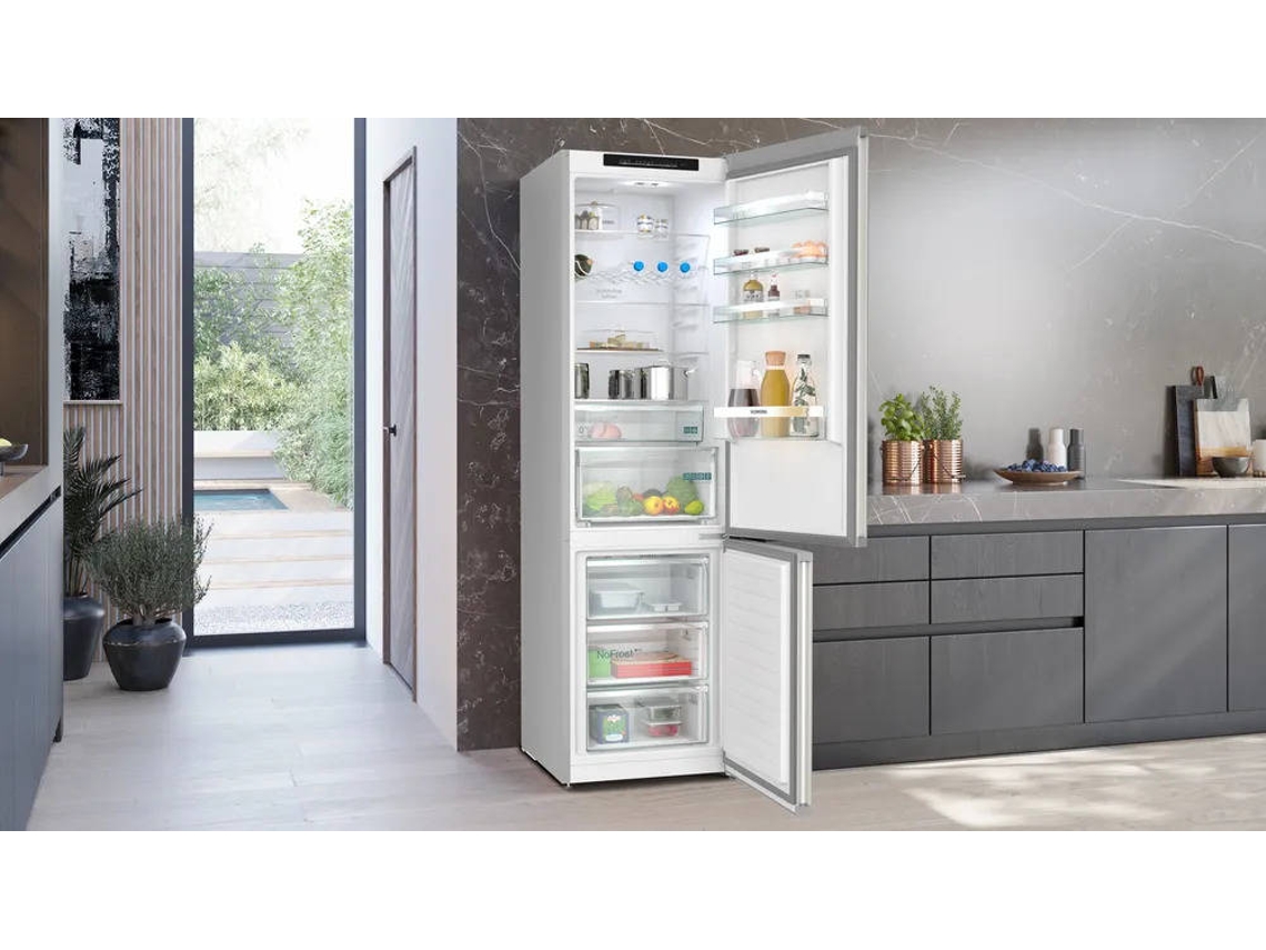Frigorífico Combinado SIEMENS KG39N2IAF (No Frost - 203 cm - 363 L - Inox)