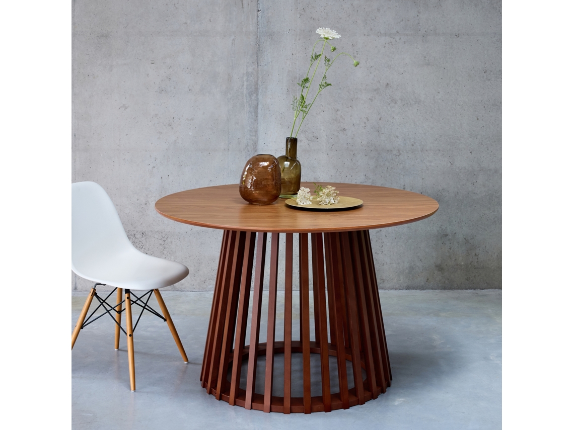 Mesa De Jantar Com Efeito De Madeira, Pernas Em Abeto, 4 Lugares, Madeira De Nogueira Sweeek