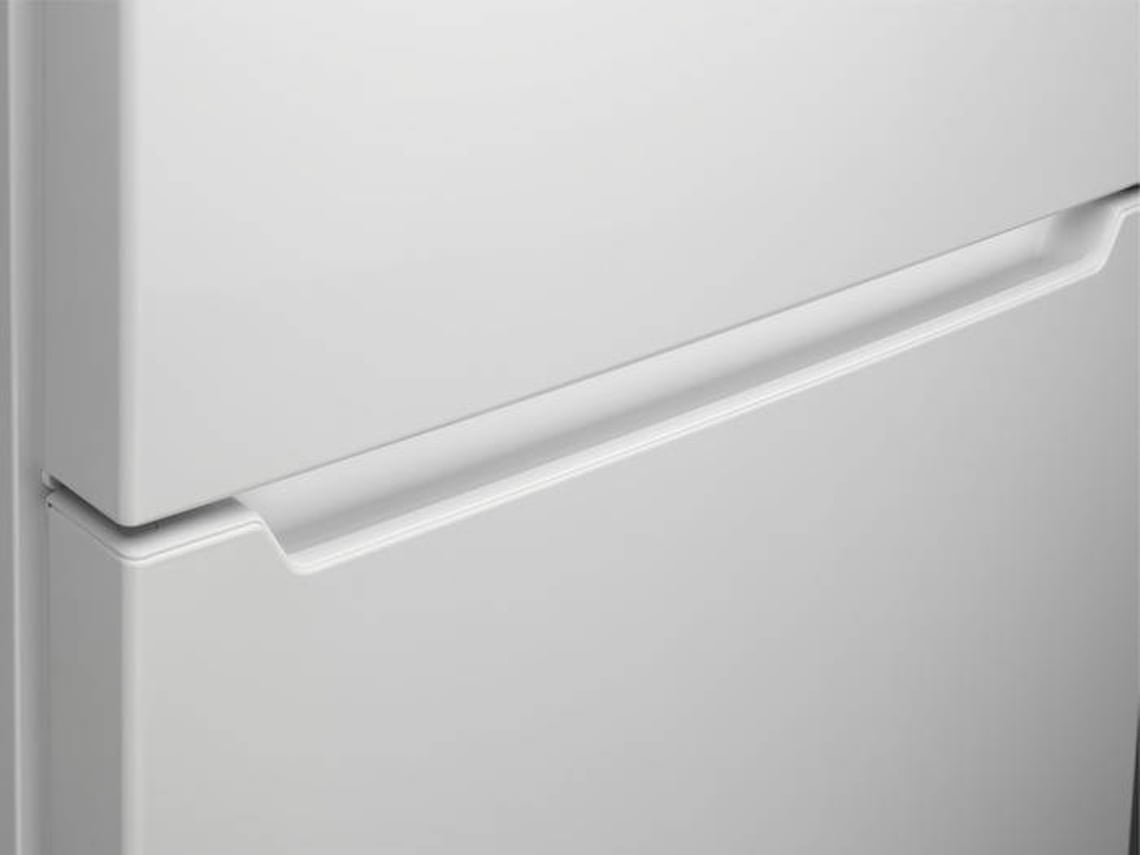 Frigorífico Combinado ZANUSSI ZNME32EW0 (No Frost - 186 cm - 331 L - Branco)