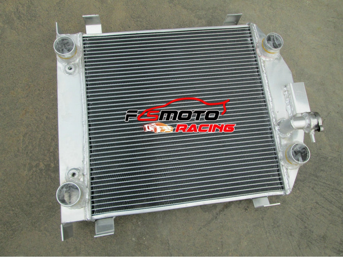 Radiador De Alumã­nio Ford Modelo A 1928, Tamanho Nãºcleo 17x17,25x2,5, Entrada/saã­da 32/34mm, 3 Linhas 1929 Oem