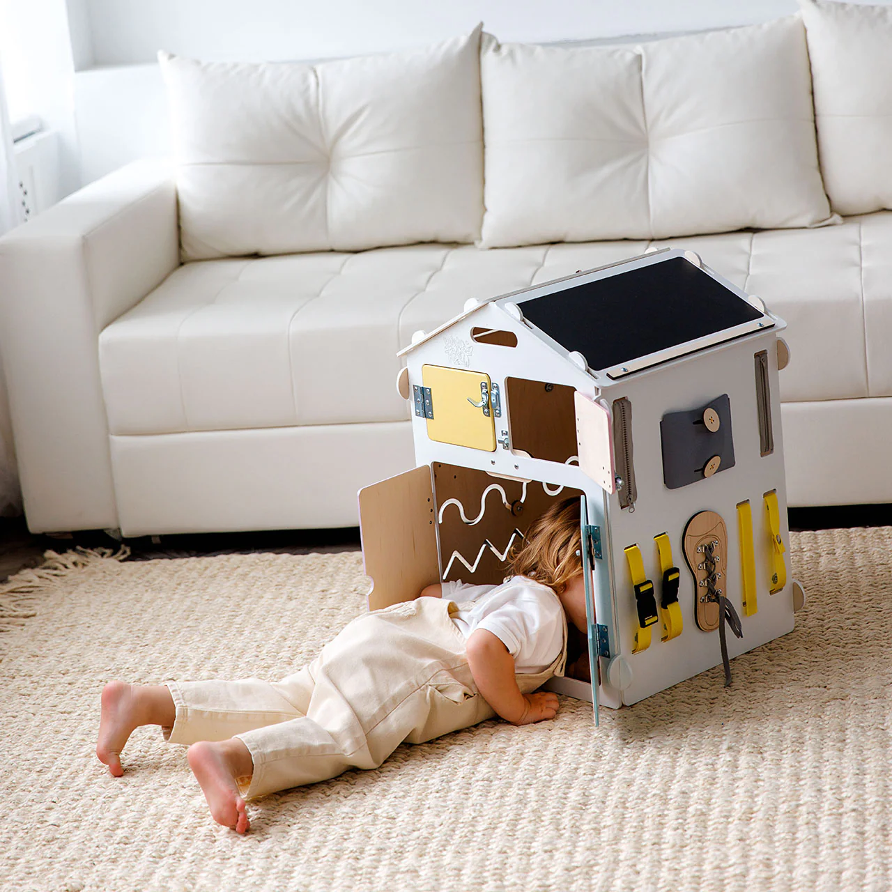 Casetta Montessori in Legno Bianco Pastello e Busy Cube set