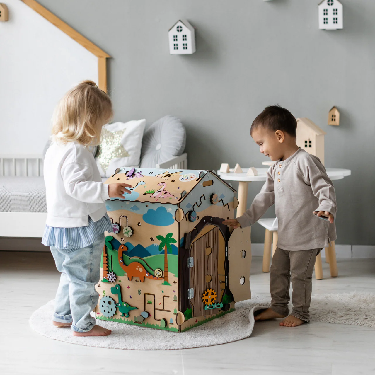 Casetta Montessori in Legno DINO con illuminazione