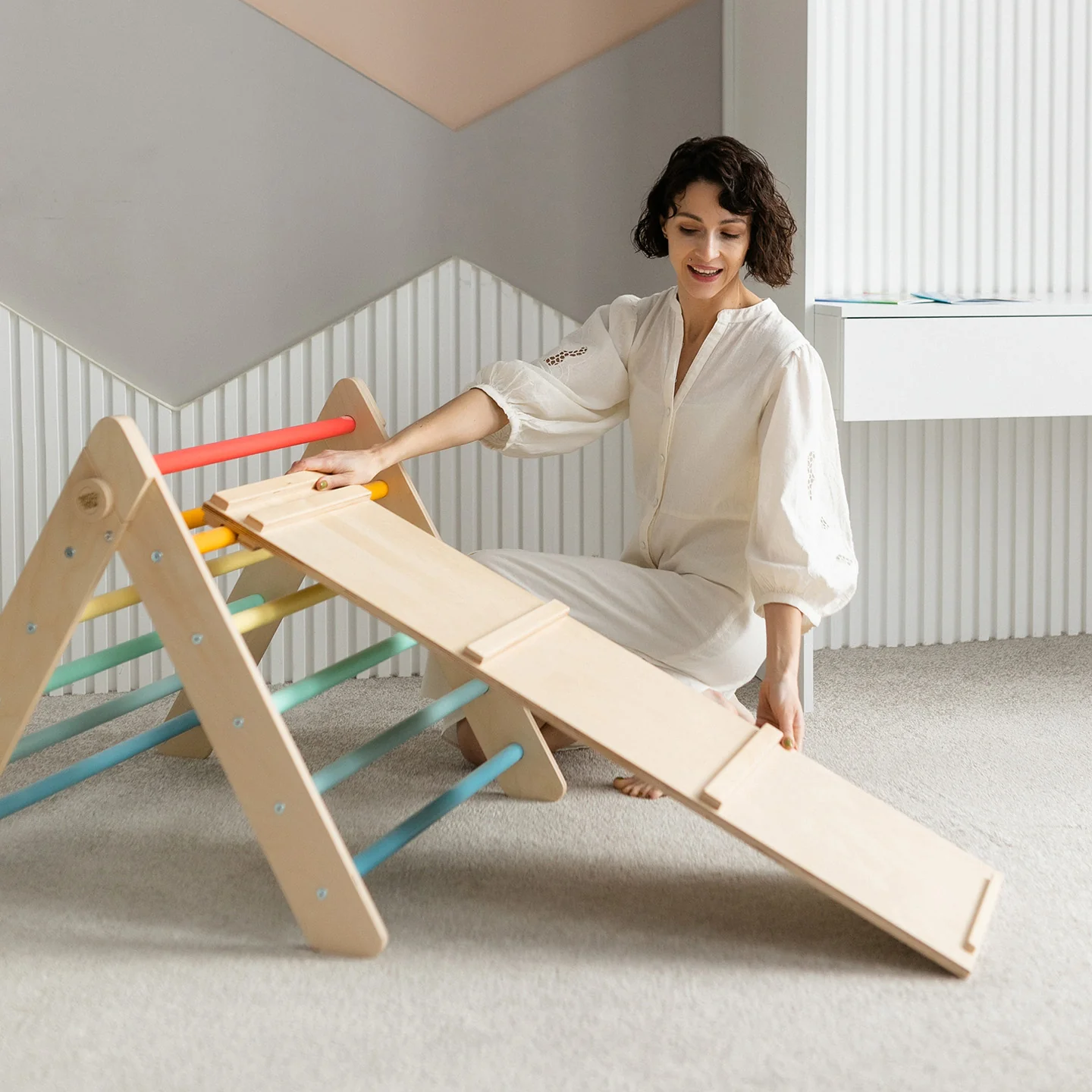 Set di triangolo di Pikler e tavola bifacciale