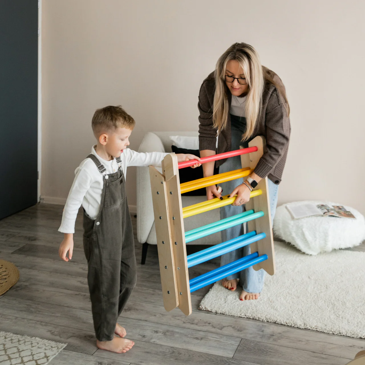 Triangolo di Pikler + 2 tavole bifacciali + Arco Montessori in legno (grande)