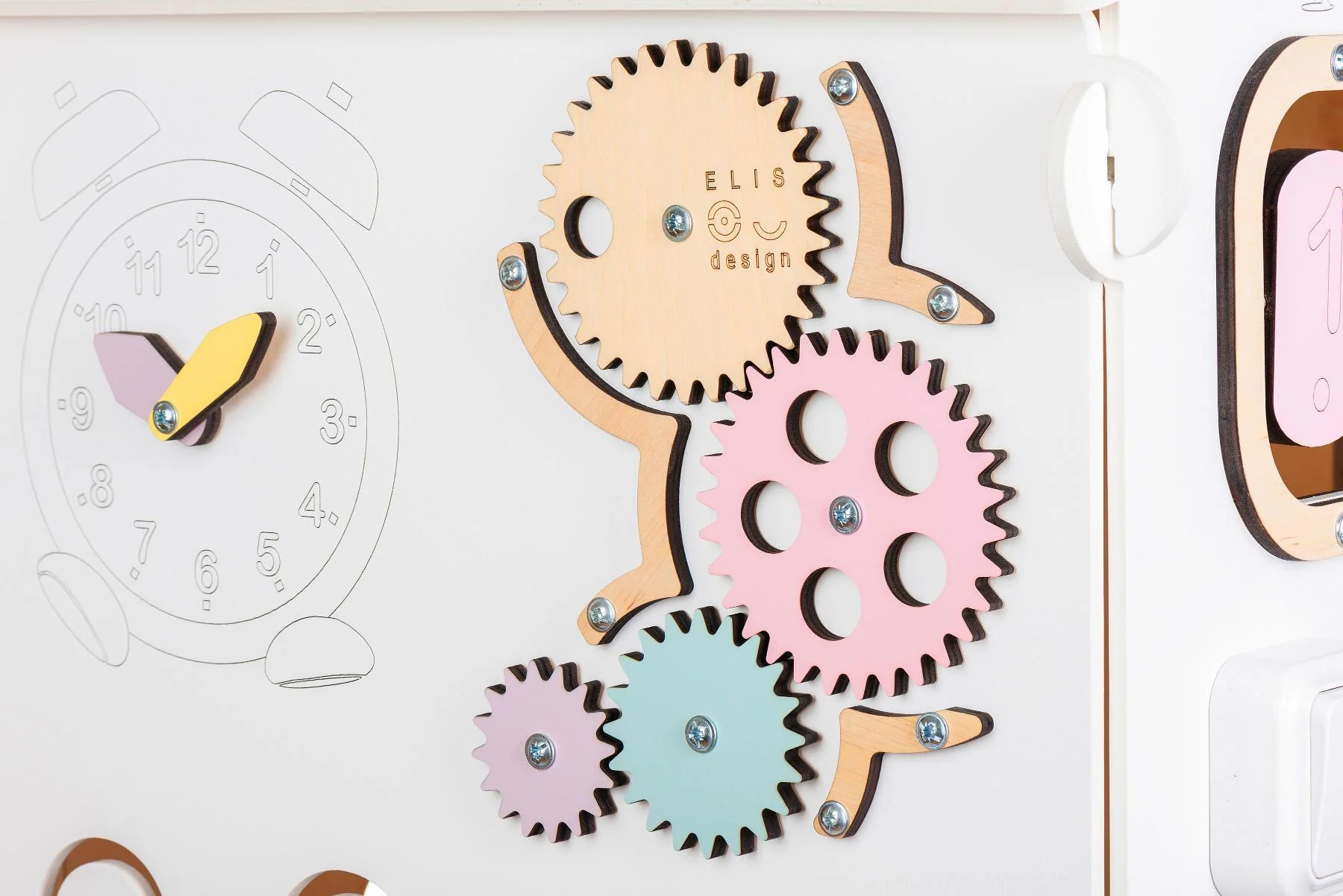 Casetta Montessori in Legno Pastello Bianco – Edizione Limitata