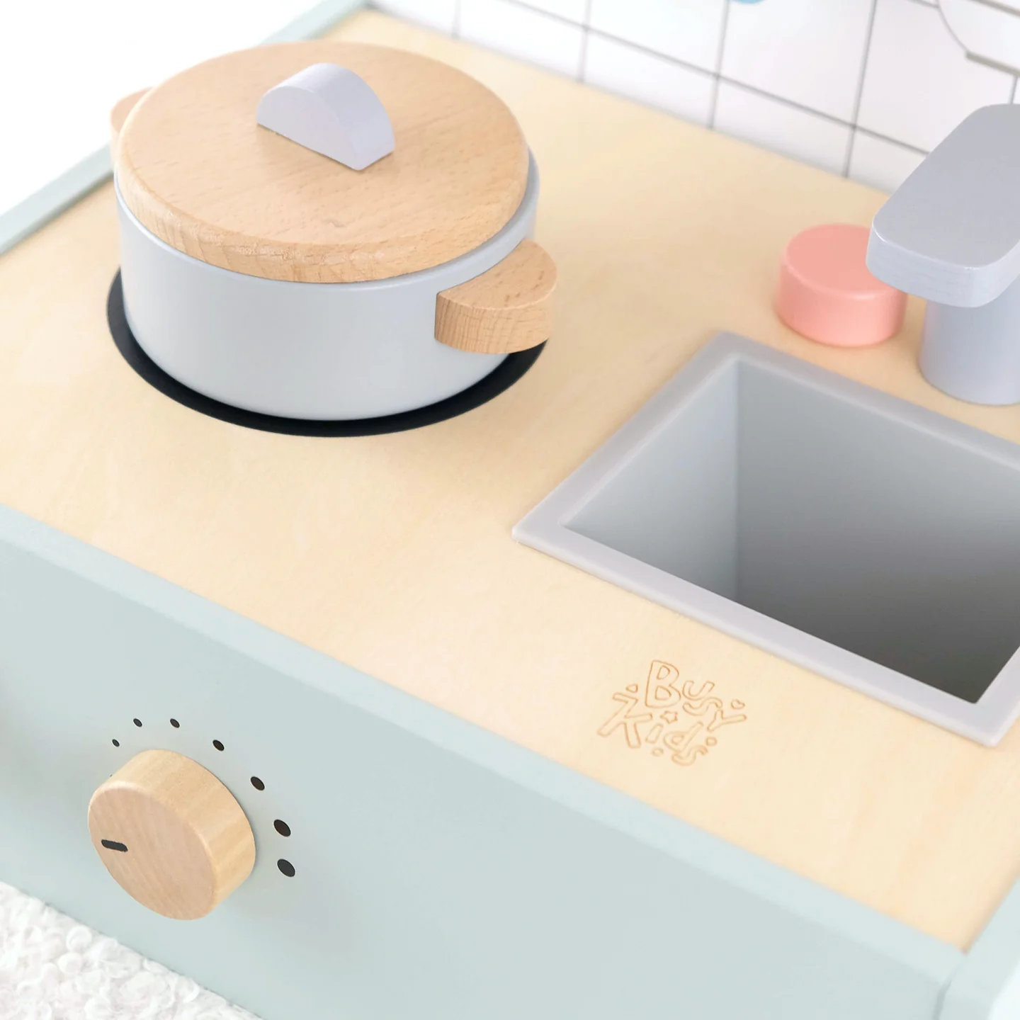 Cucina giocattolo mobile per bambini BusyKids