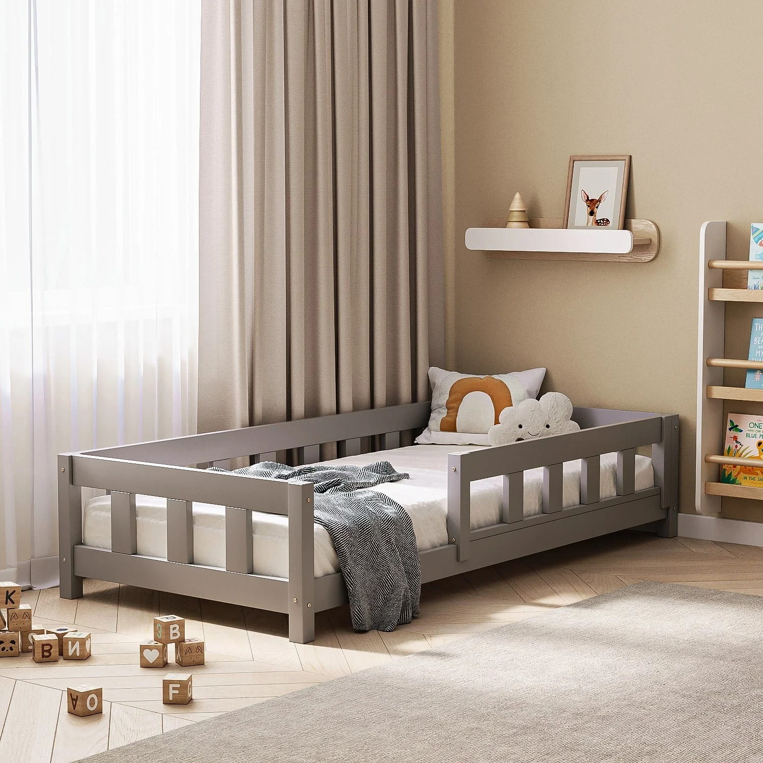 Letto singolo BusyKids STANDART-MAX con sponda frontale di protezione
