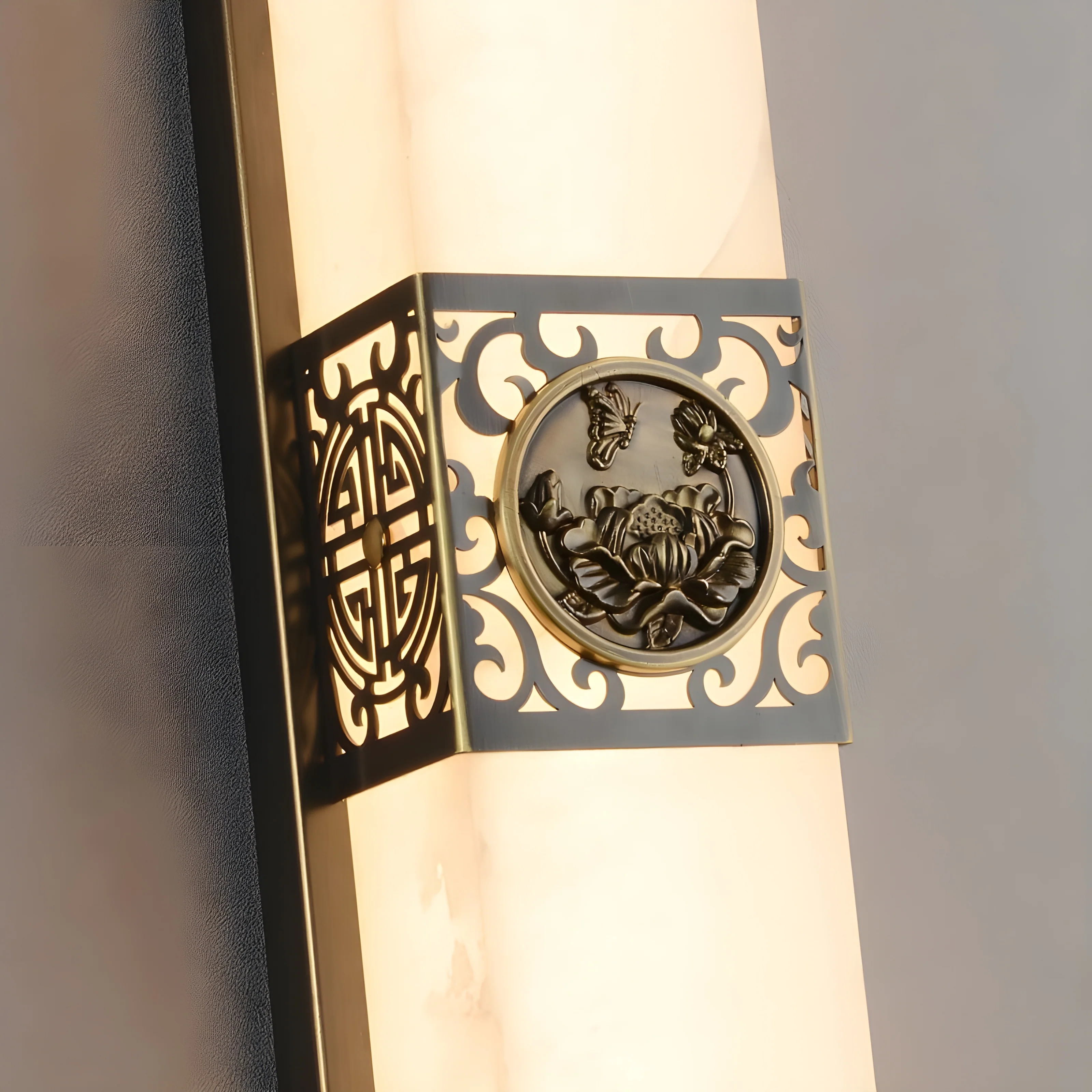Maloja | Wall Lamp in Royal Chinese Style for Bedroom