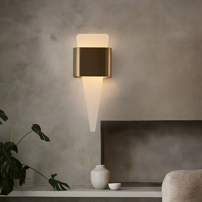 Mies | Wall Lamp in the Shape of Shark Tooth