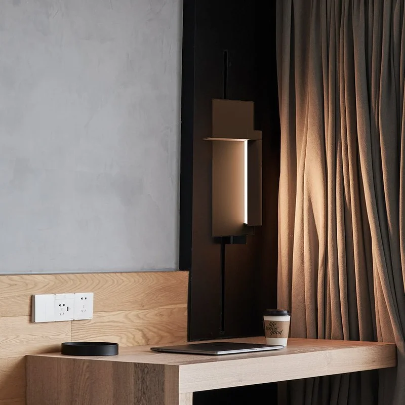 Oftringen | Modern Wall Lamp in Minimalistic Style