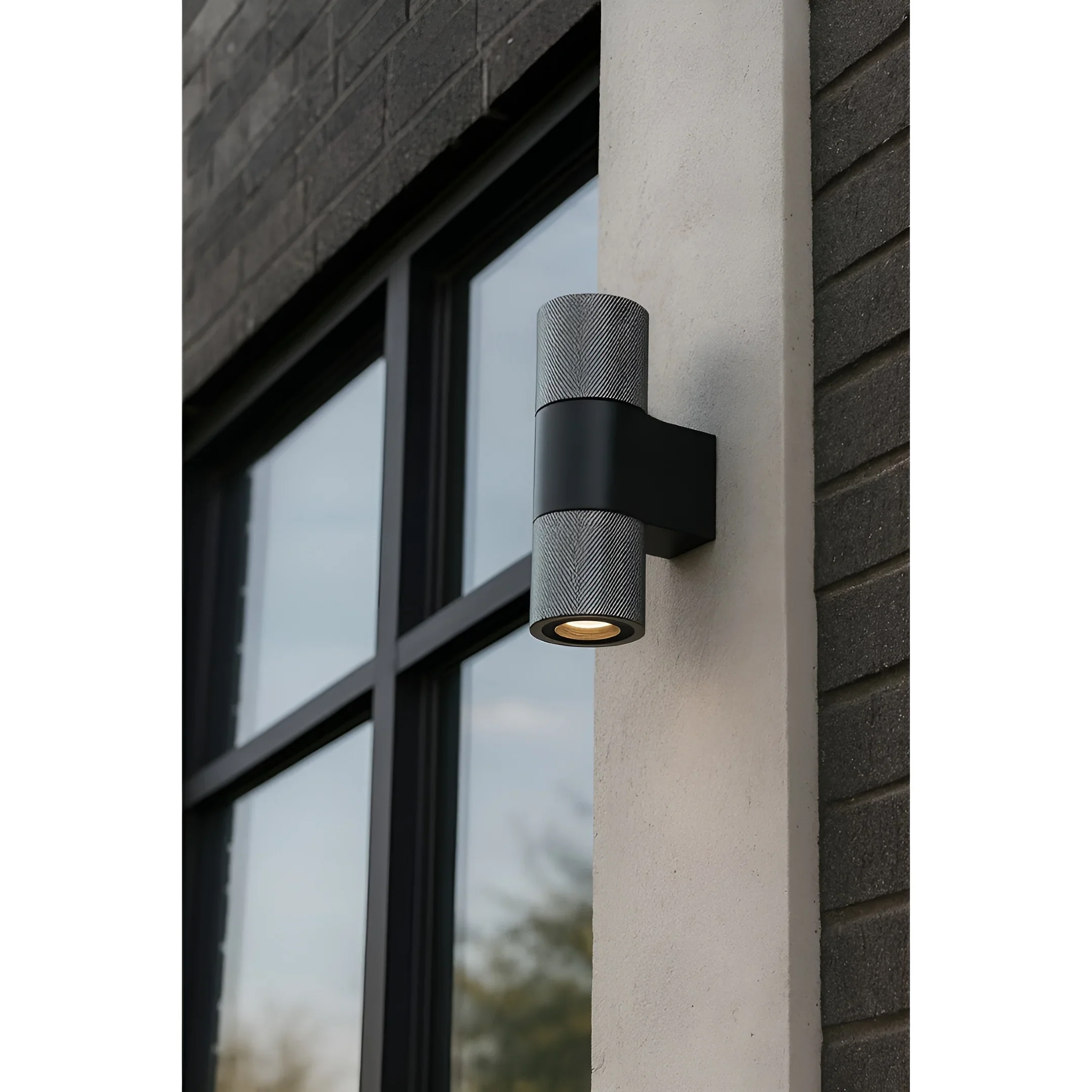 Modern Industrial Wall Light - IP65 LED Sconce with Textured Finish