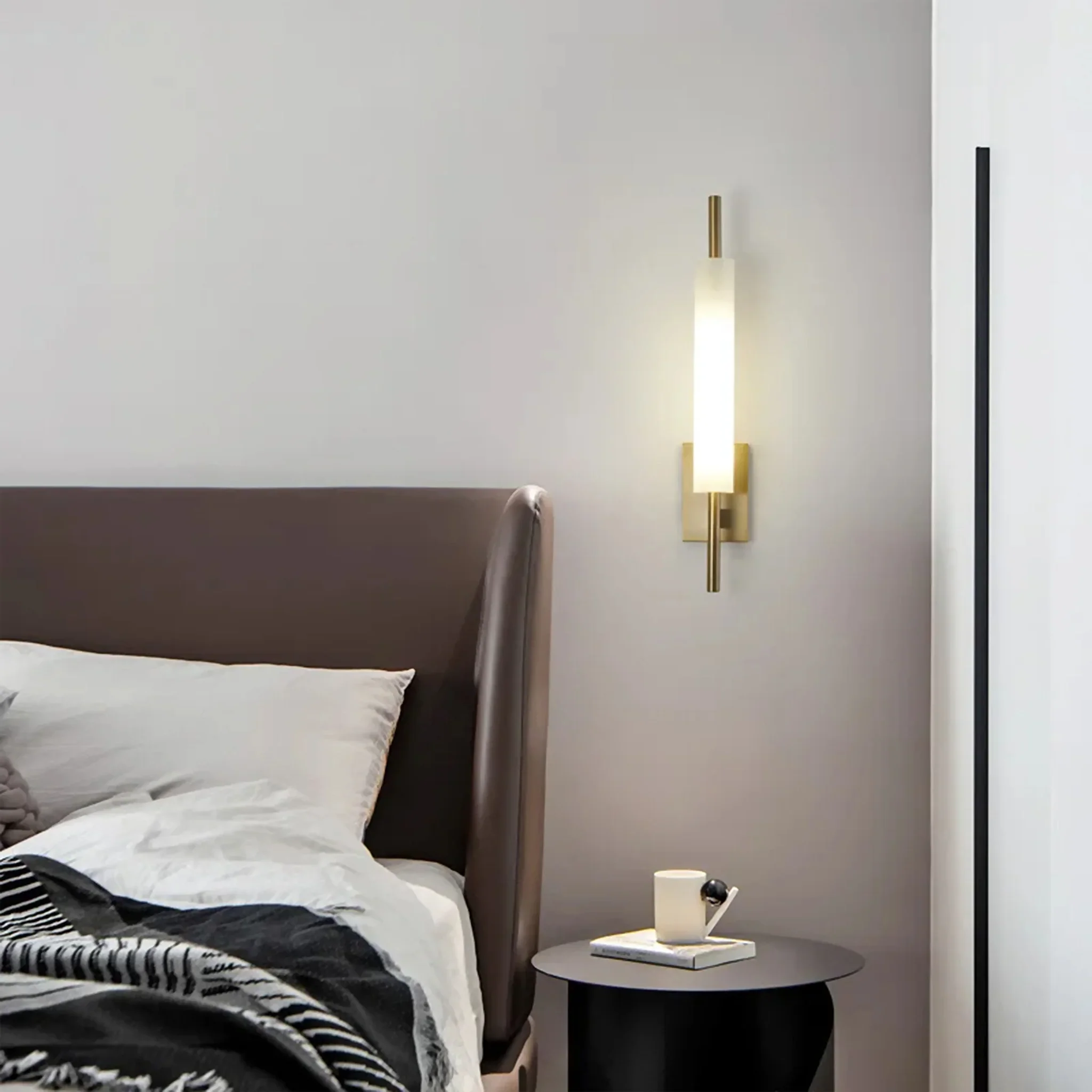 Thun | Modern Simple Chic Glass Wall Sconce