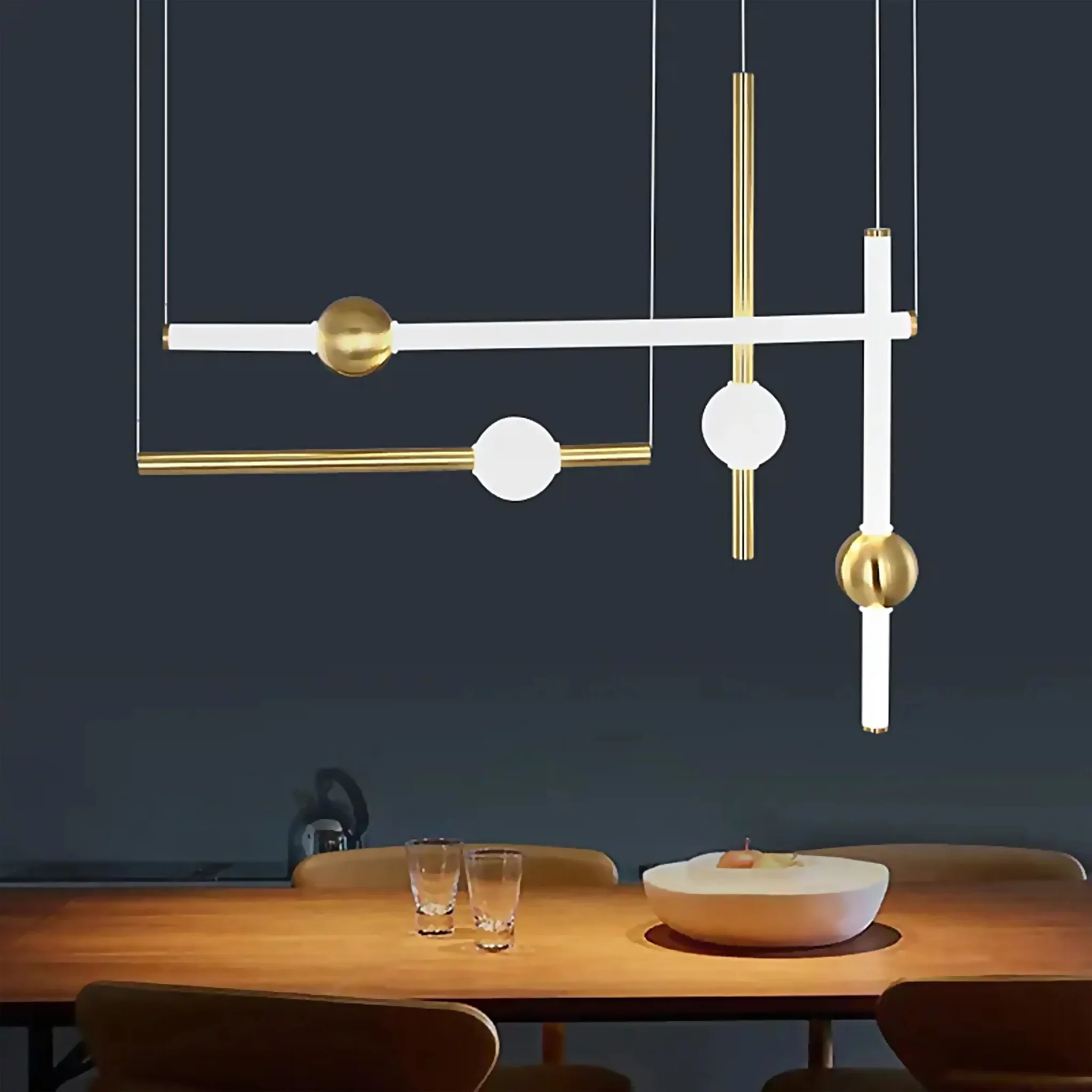 St. Gallen | Stylish Minimalistic Gold Chandelier