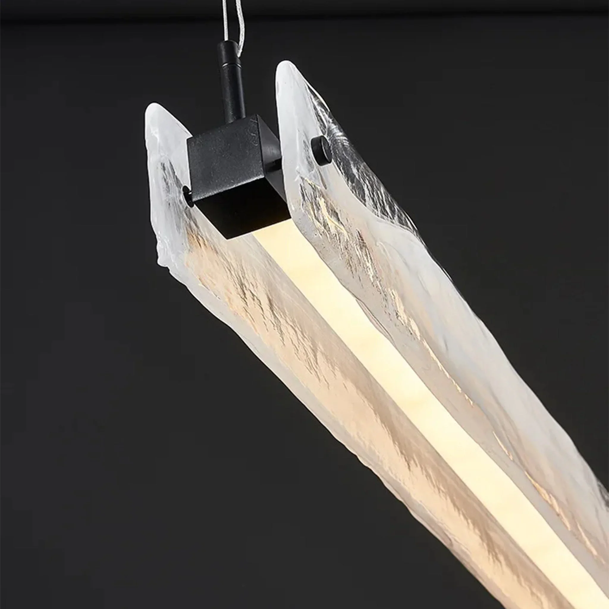 Saanen | Luxury Modern Rectangle Chandelier for Kitchen Island