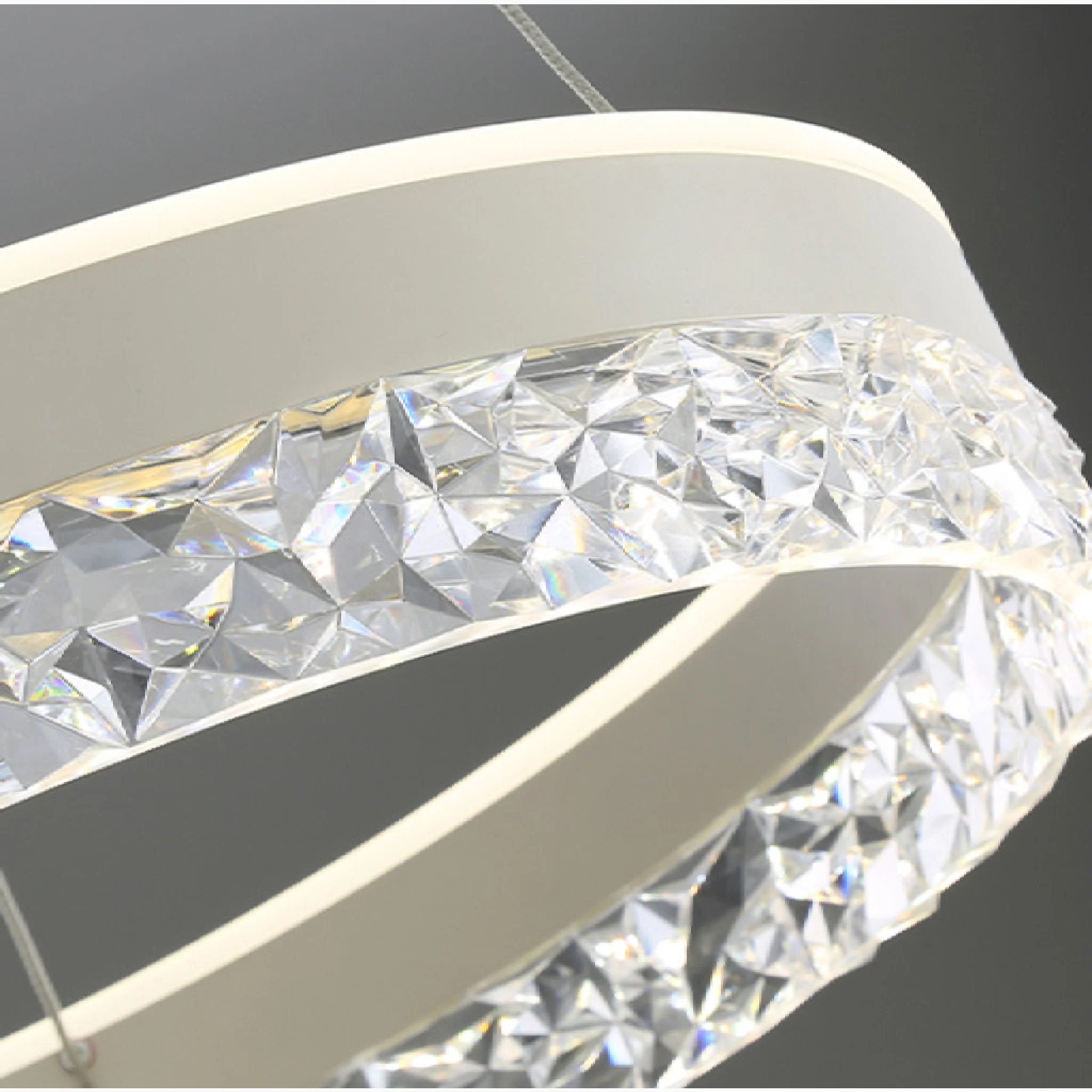 Chatel-Saint-Denis | Crystal Chandelier in the Shape of Ring