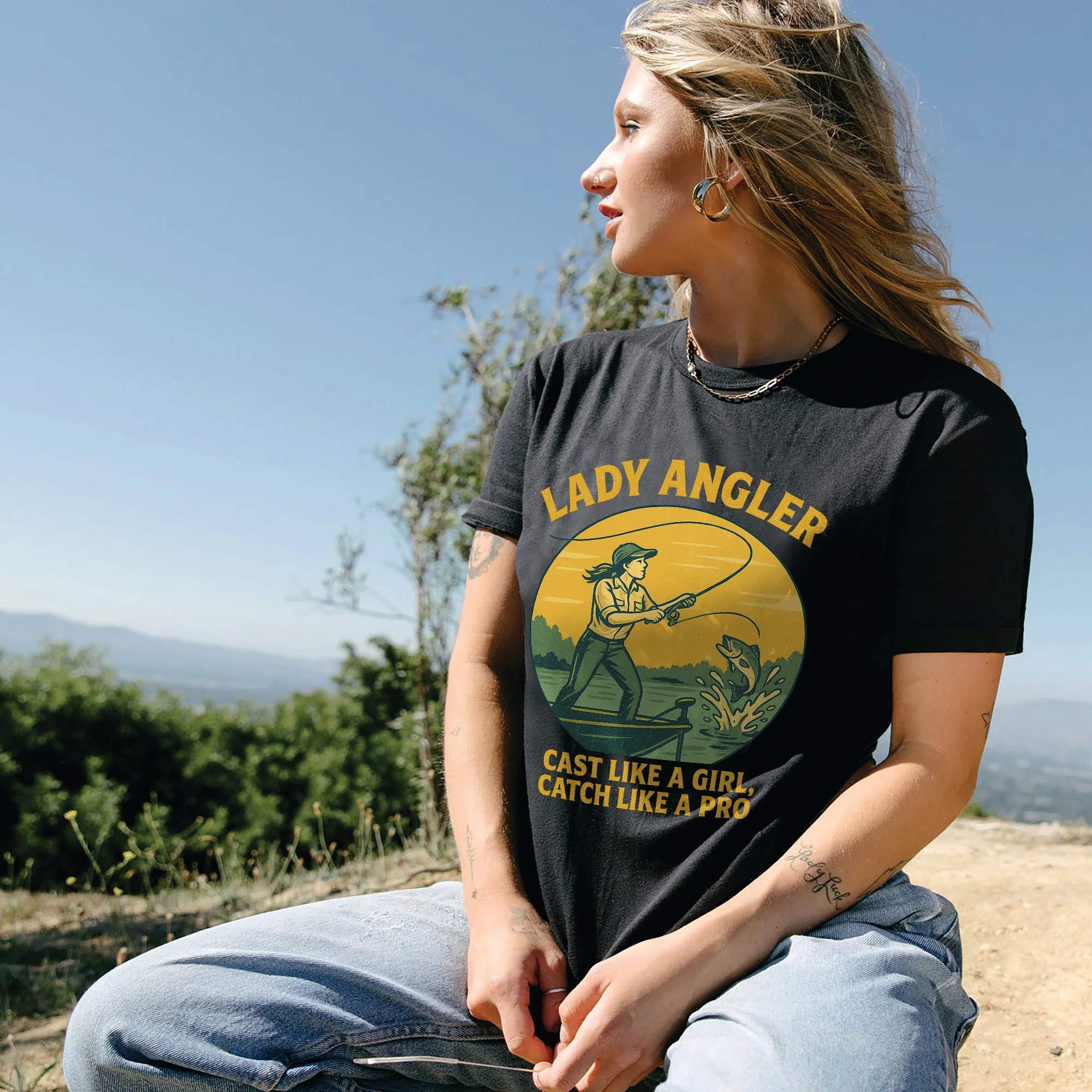 Lady Angler Cast Like A Girl Catch Like A Pro Shirt �C Funny Fishing Tee for Girl �C Black �C Up To 5XL