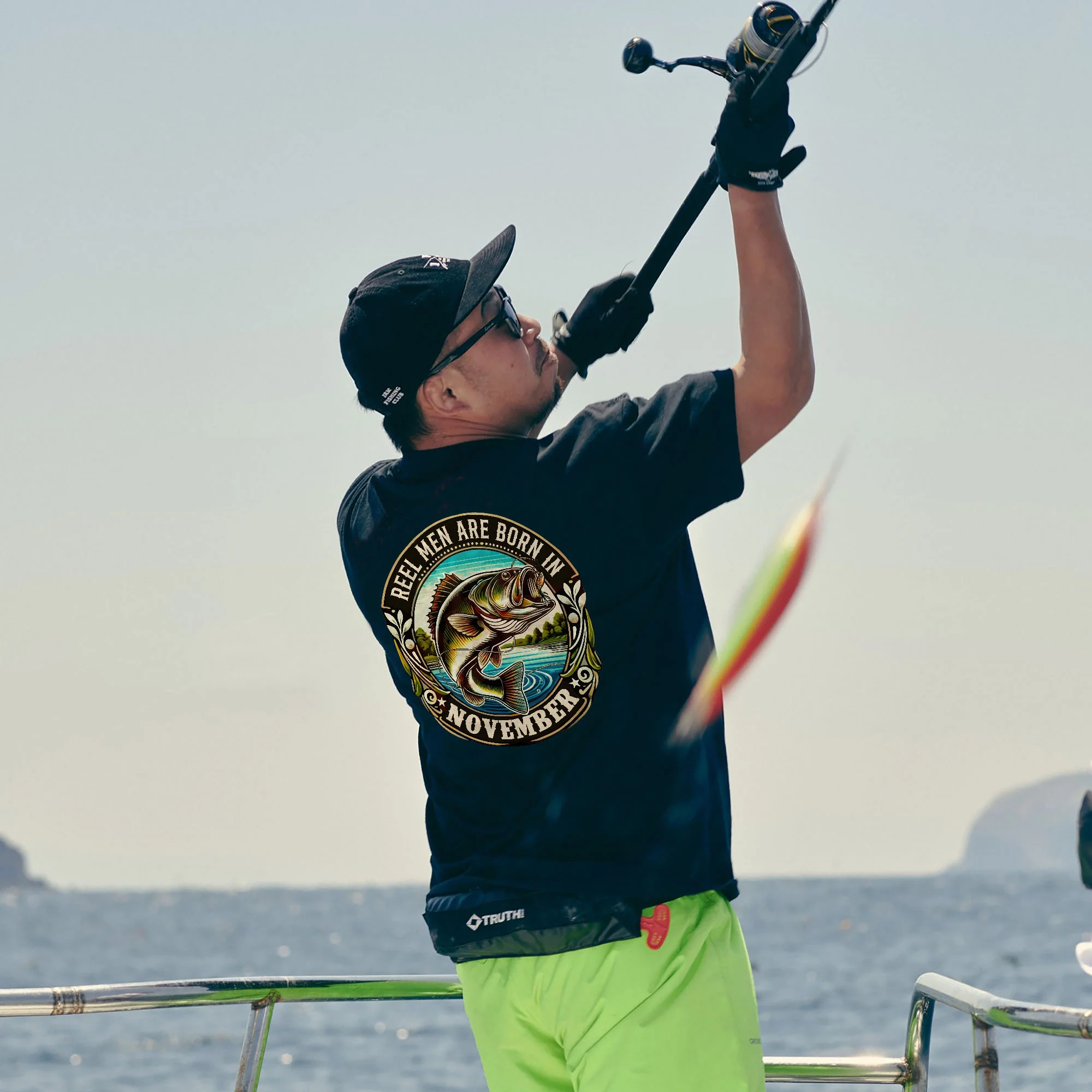 Fishing Birthday Gift Tee for Fisherman - Reel Men Are Born In November Shirt �C Black �C Up To 5XL