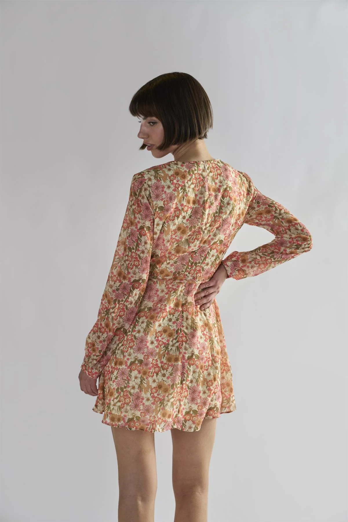 Vintage-Floral V-Neck Mini-Dresses