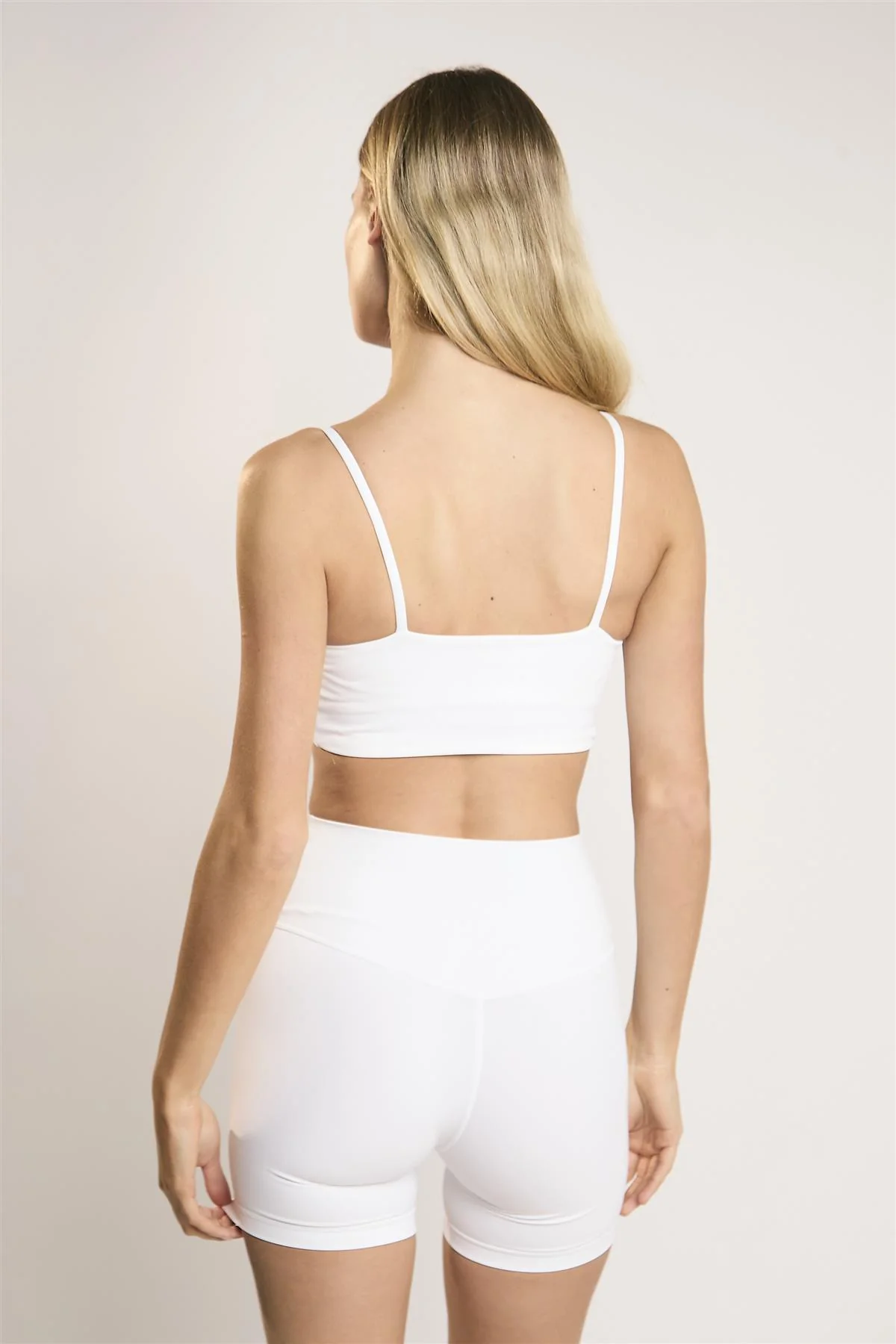 Signature White  Scoop-Neck Crop-Top