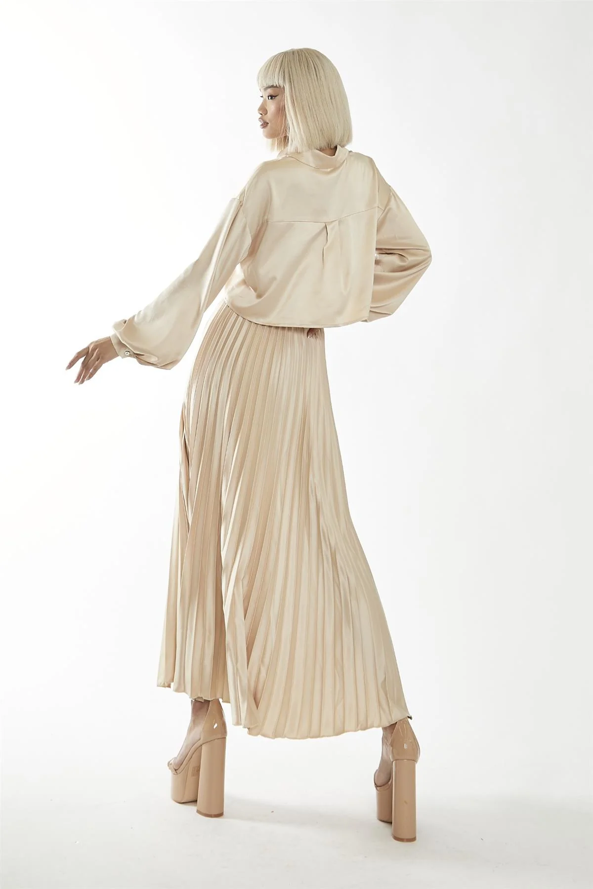 Sand Sateen High-Waist Pleated Maxi-Skirt