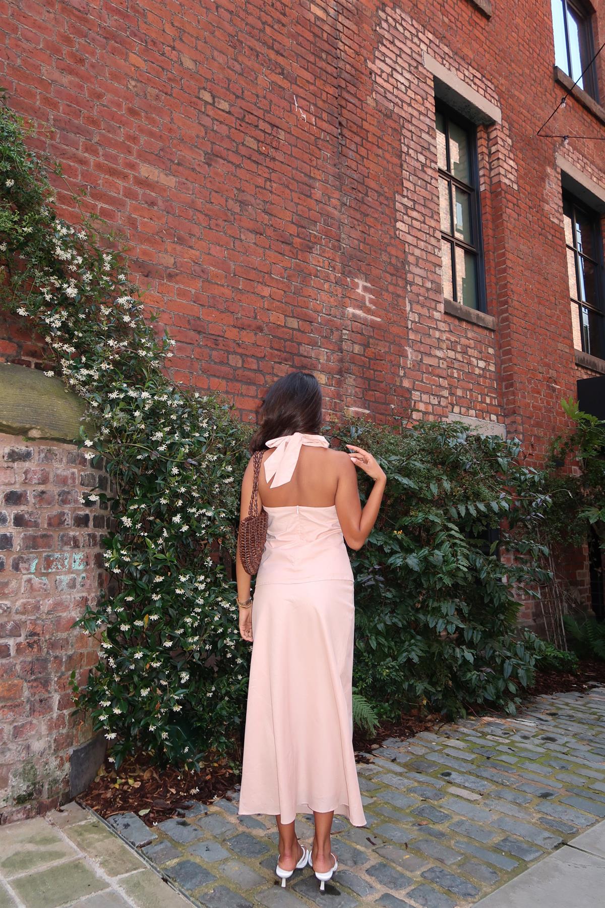 Nude-Peach Cross-Halter-Neck Crop-Top