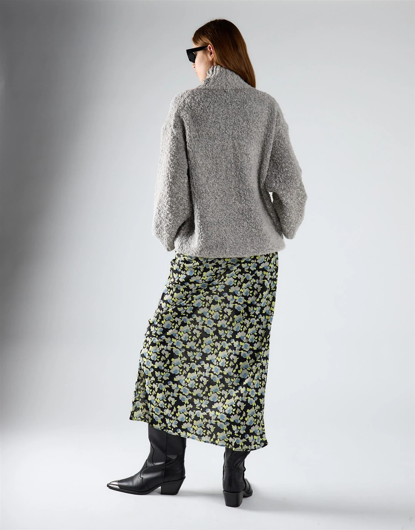 High-Waisted Long Skirt - Black Grey Flower
