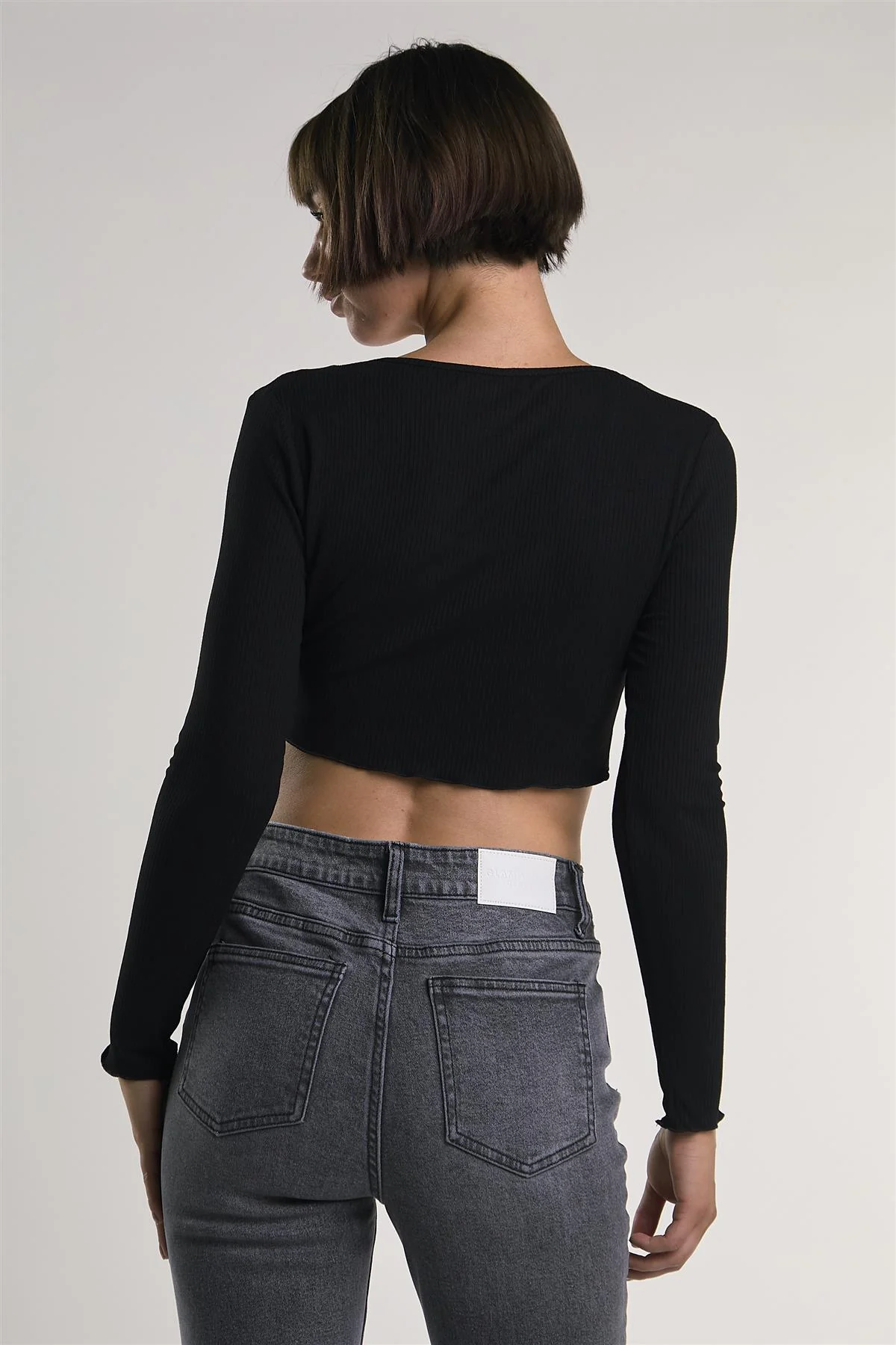 Black V-Neck-Lettuce-Trim Long Sleeve-Top