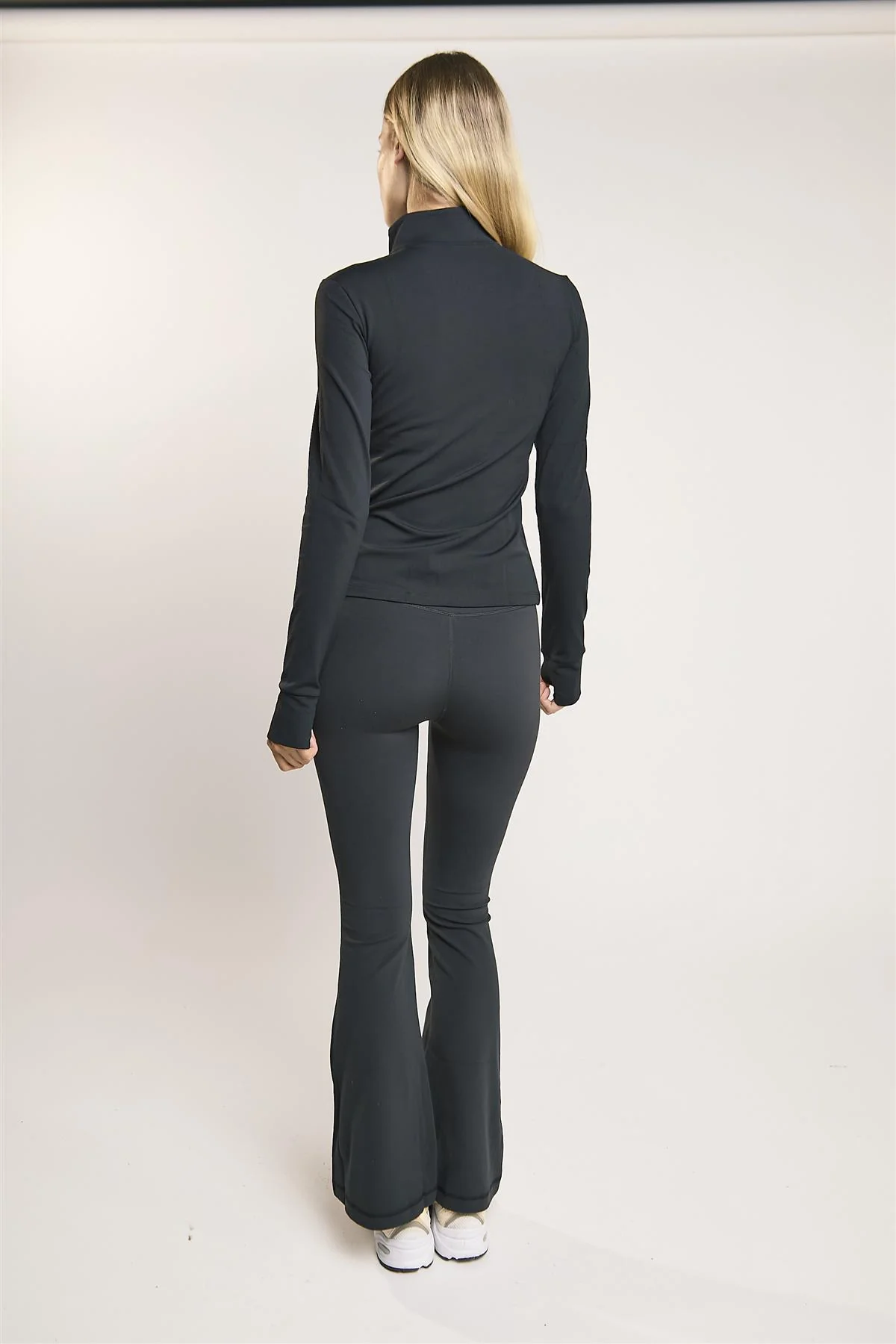 Signature Black Full-Zip Long-Sleeve Top
