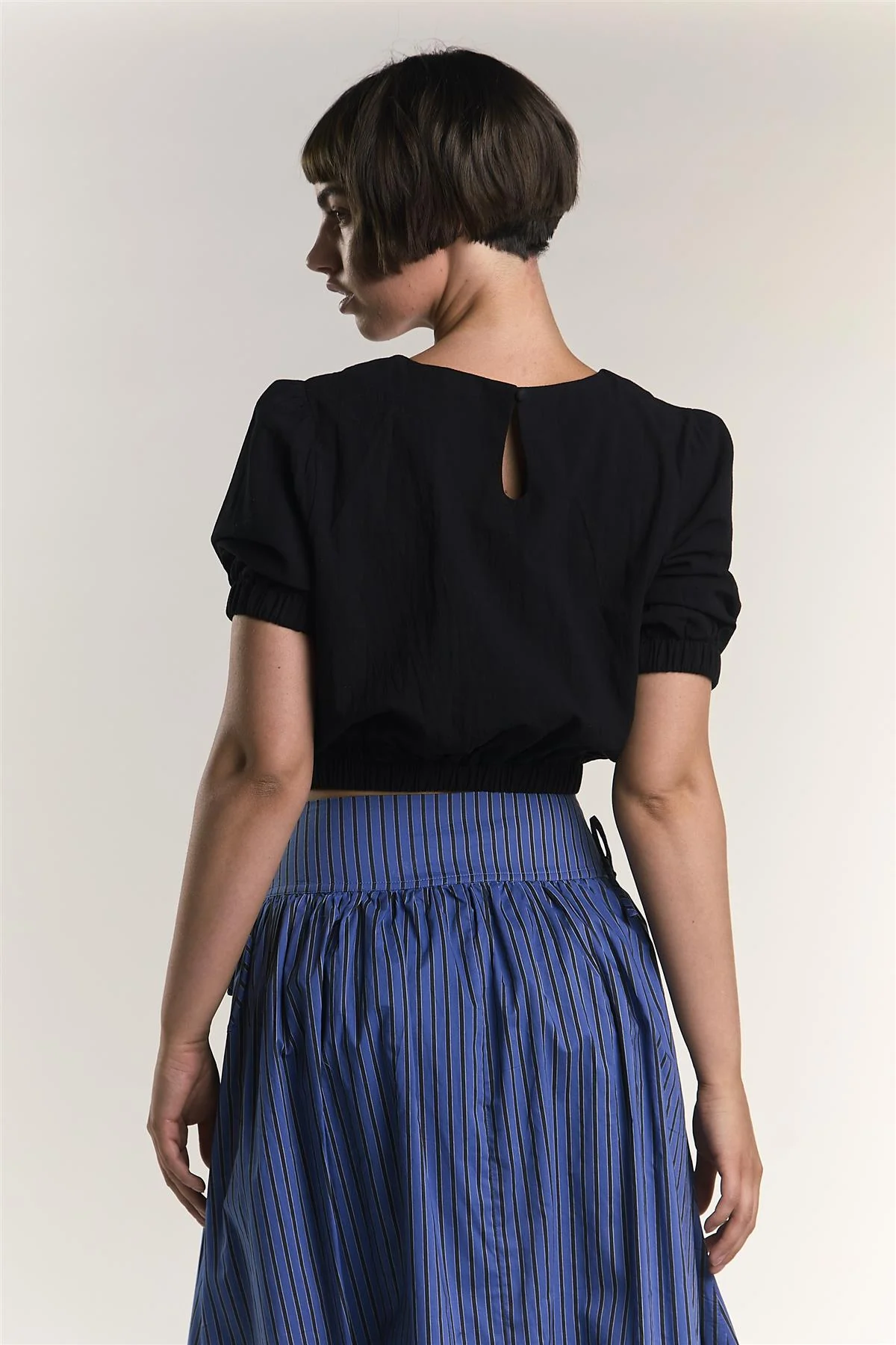Black Crew-Neck Puff-Sleeve-Top
