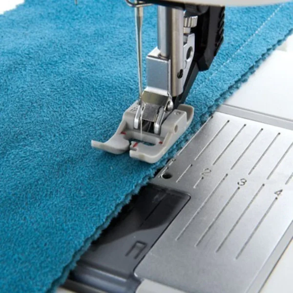 Pfaff Non-Stick Foot for IDT System