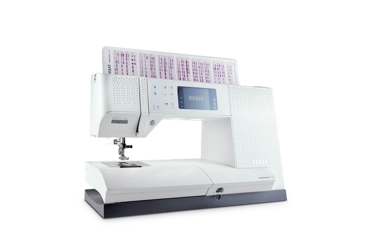 Pfaff Expression 710 Sewing Machine Arctic White + FREE EXTENSION TABLE + £100 FOOT SET